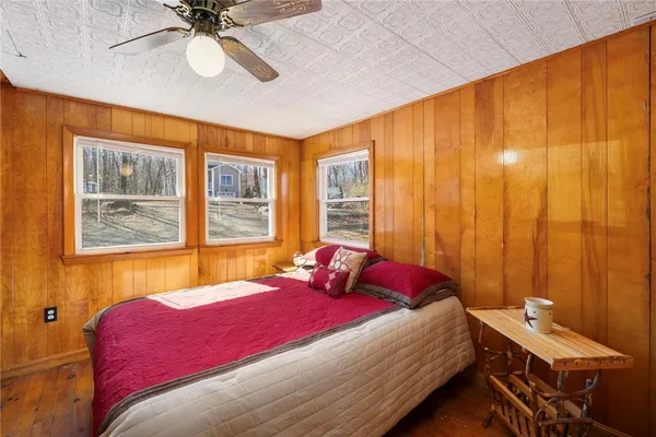 $400,000 | 446 Lake Washington Drive, Glocester, RI 02814