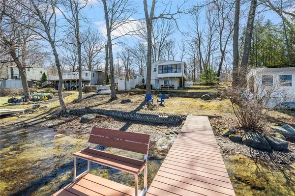 $400,000 | 446 Lake Washington Drive, Glocester, RI 02814