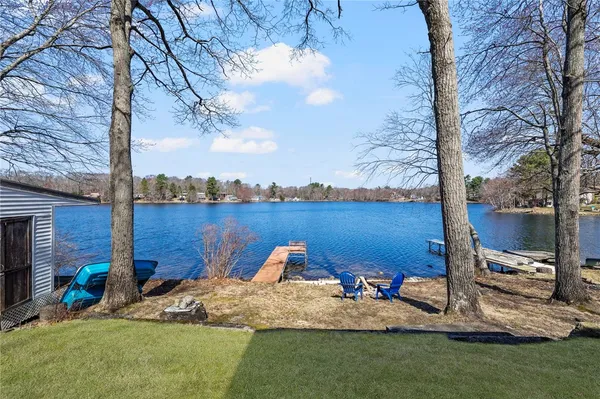 $400,000 | 446 Lake Washington Drive, Glocester, RI 02814