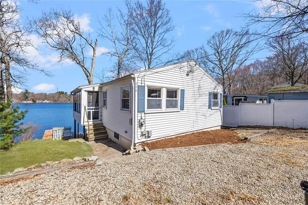 $400,000 | 446 Lake Washington Drive, Glocester, RI 02814