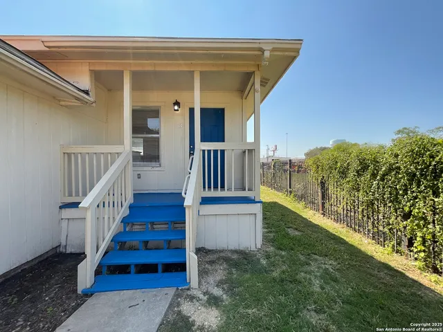 $625 | 2319 Observation Drive, Unit 3, San Antonio, TX 78227
