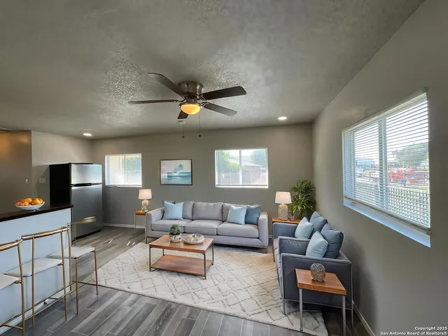 $625 | 2319 Observation Drive, Unit 3, San Antonio, TX 78227