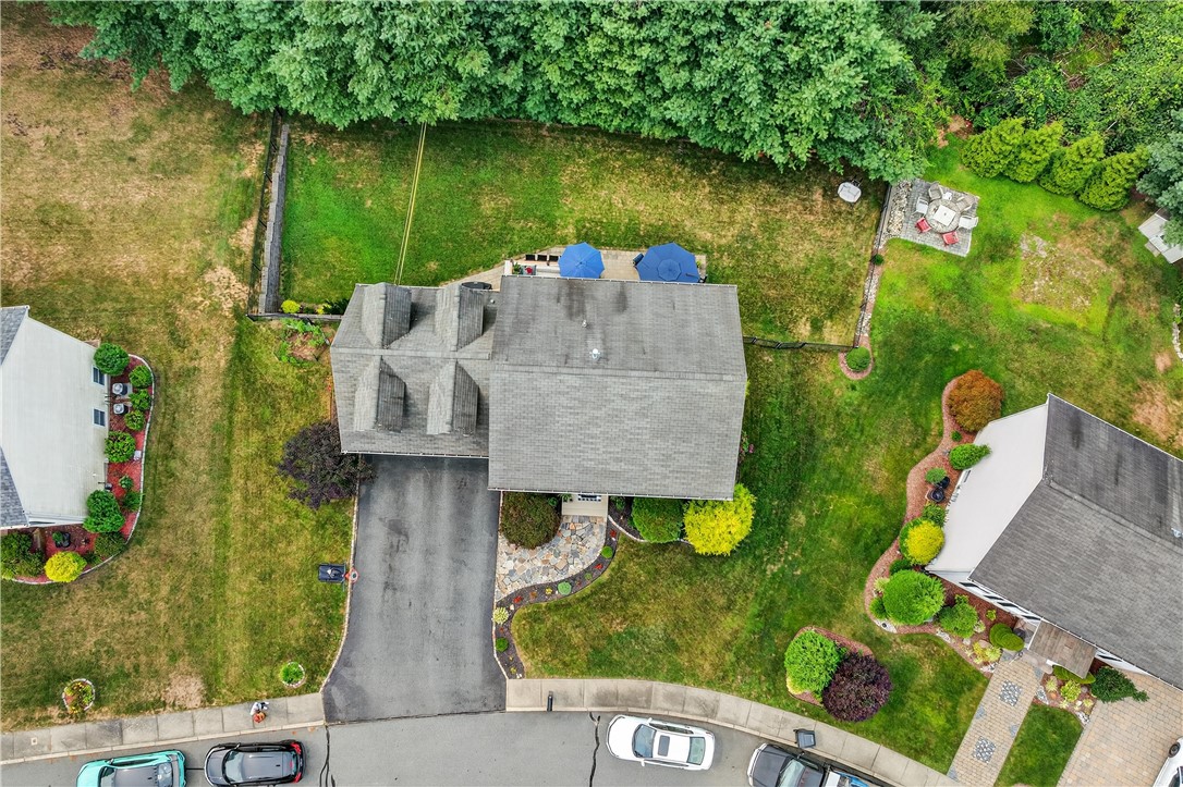 5 Pine Hollow Road West Warwick, RI 02893 - Photo 2 of 38 Air view