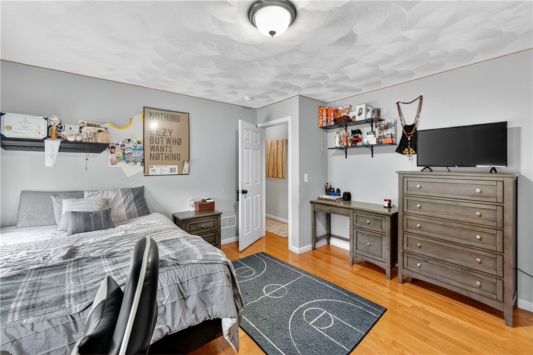 5 Pine Hollow Road West Warwick, RI 02893 - Photo 23 of 38