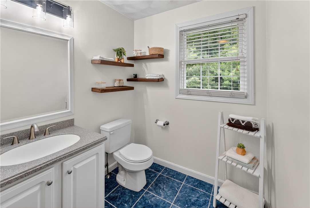 5 Pine Hollow Road West Warwick, RI 02893 - Photo 30 of 38