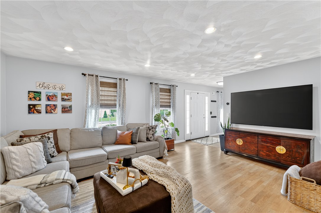 5 Pine Hollow Road West Warwick, RI 02893 - Photo 8 of 38