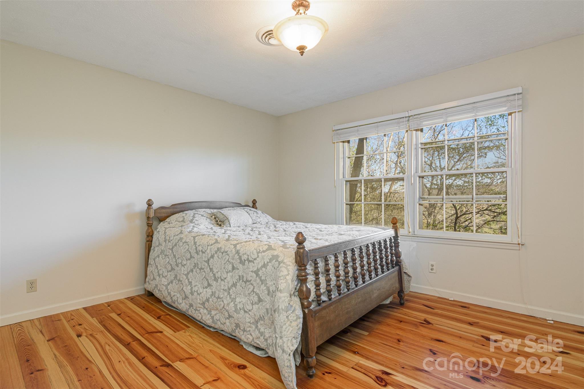2080 Azalea Ridge Road Laurel Park, NC 28739 - Photo 34 of 40 Gallery Image 34