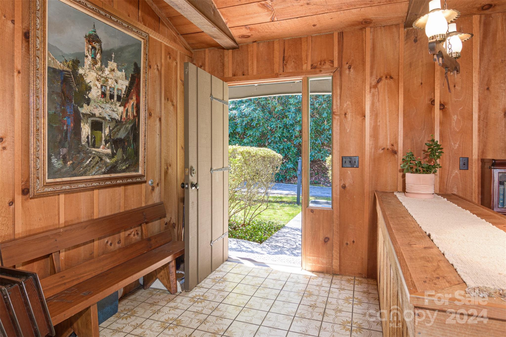 2080 Azalea Ridge Road Laurel Park, NC 28739 - Photo 5 of 40 Gallery Image 5