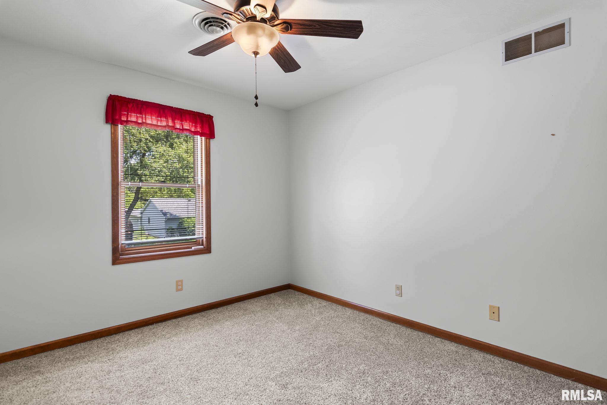 2529 Wydown Avenue Springfield, IL 62704 - Photo 32 of 52