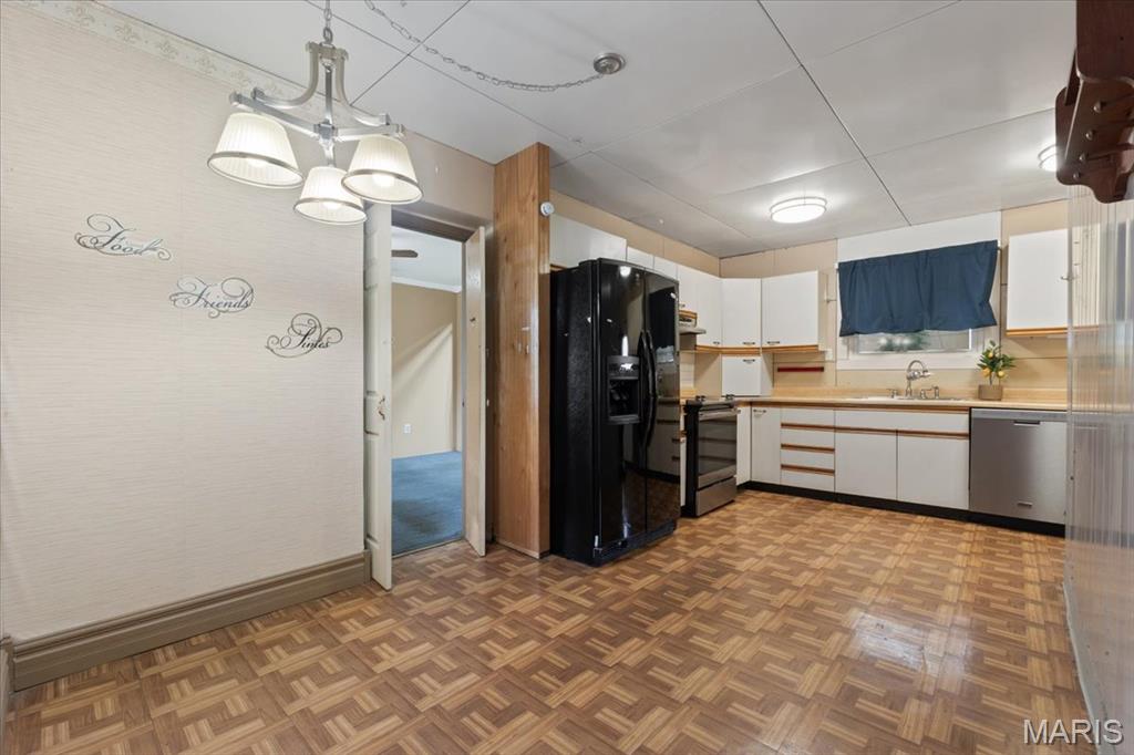 8934 Litzsinger Road St. Louis, MO 63144 - Photo 10 of 27 Gallery Image 10