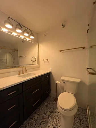 $3,600 | 70 West Huron Street, Unit 2008, Chicago, IL 60654