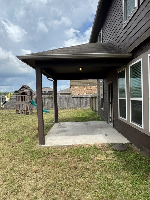 2529 Magnolia Fair Way Spring, TX 77386 - Photo 31 of 32 Small patio area