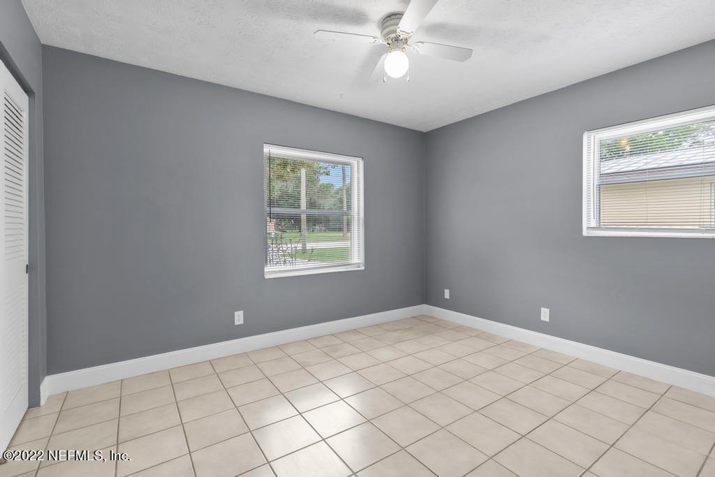8267 Lone Star Road Jacksonville, FL 32211 - Photo 11 of 15 8267 Lone Star Rd-34