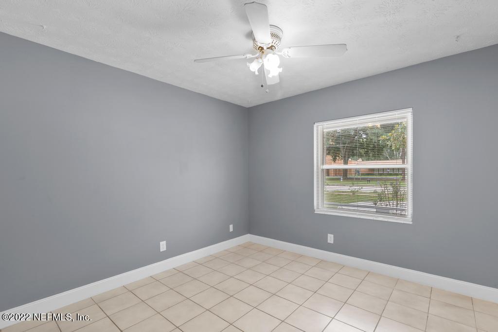 8267 Lone Star Road Jacksonville, FL 32211 - Photo 9 of 15 8267 Lone Star Rd-27