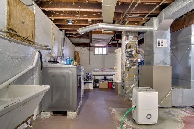 $149,900 | 2703 Watson Boulevard, Endicott, NY 13760