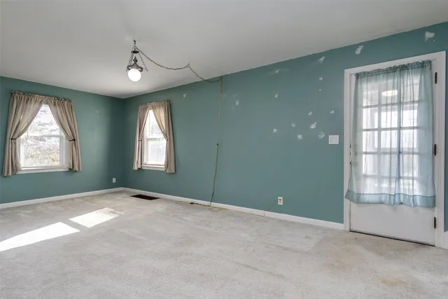 $149,900 | 2703 Watson Boulevard, Endicott, NY 13760