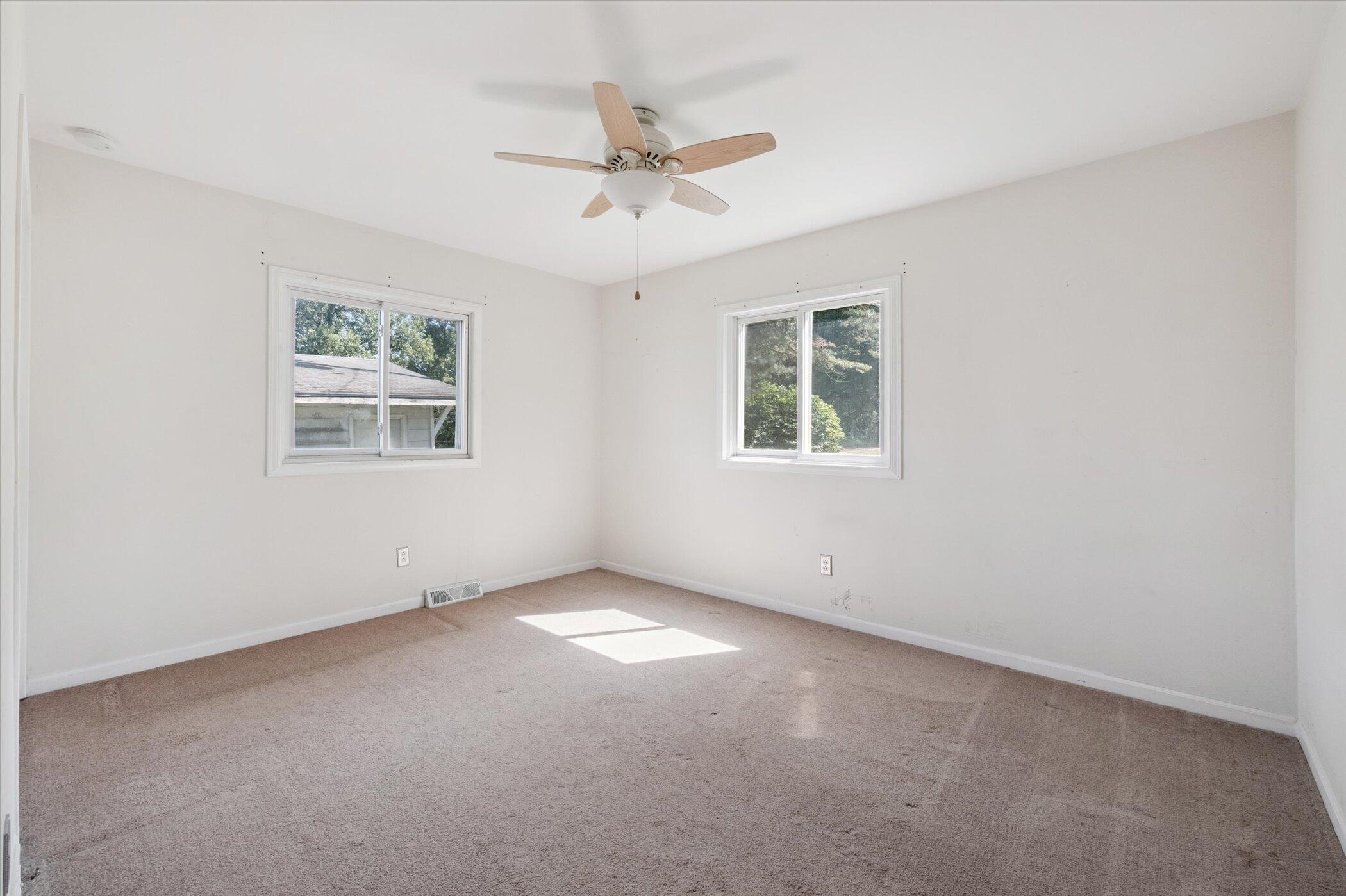 6570 Farley Road Pinckney, MI 48169 - Photo 14 of 36 09-6570-Farley-Rd-Pinckney-MI-48169-Wind