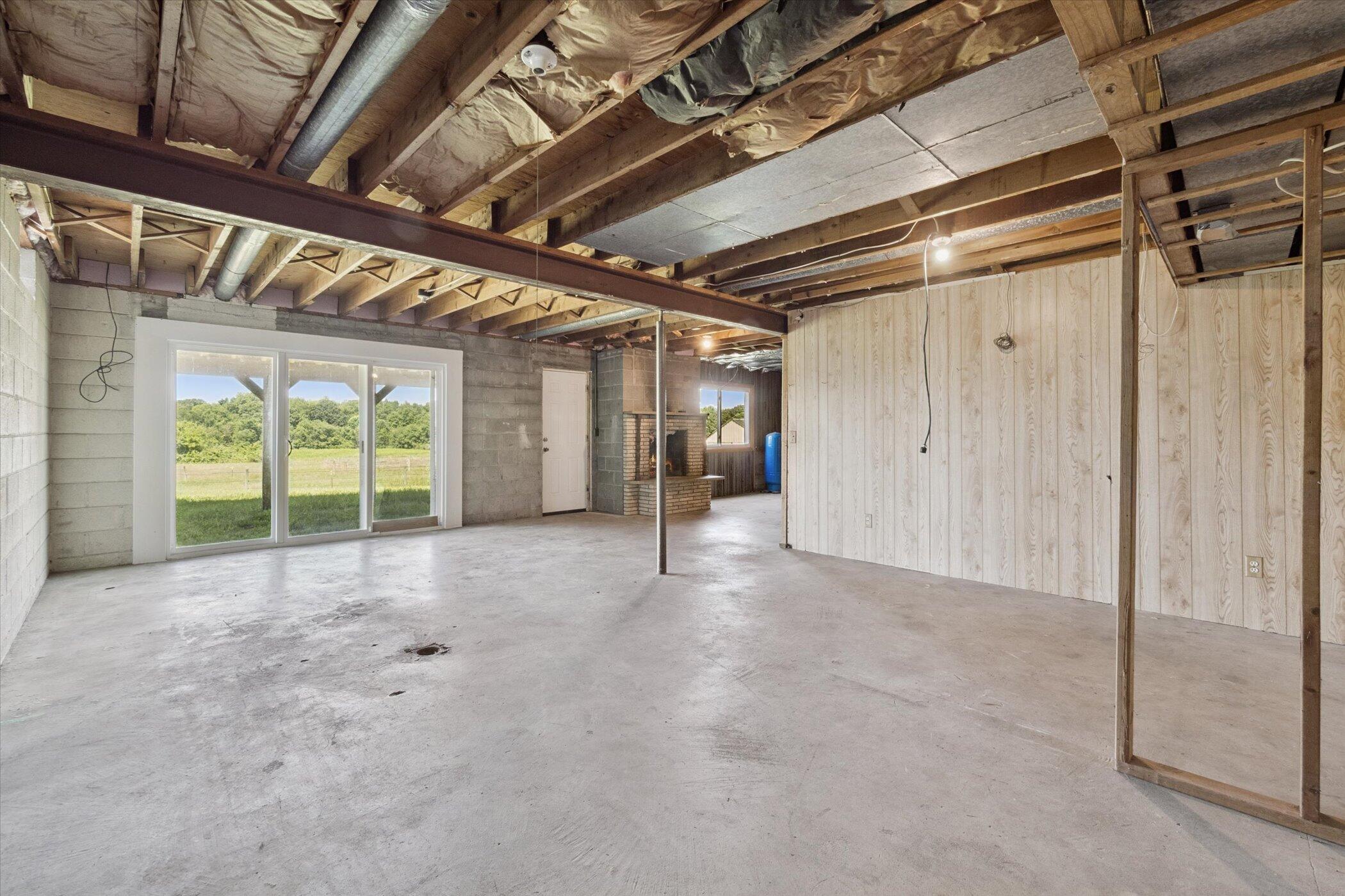6570 Farley Road Pinckney, MI 48169 - Photo 18 of 36 13-6570-Farley-Rd-Pinckney-MI-48169-Wind