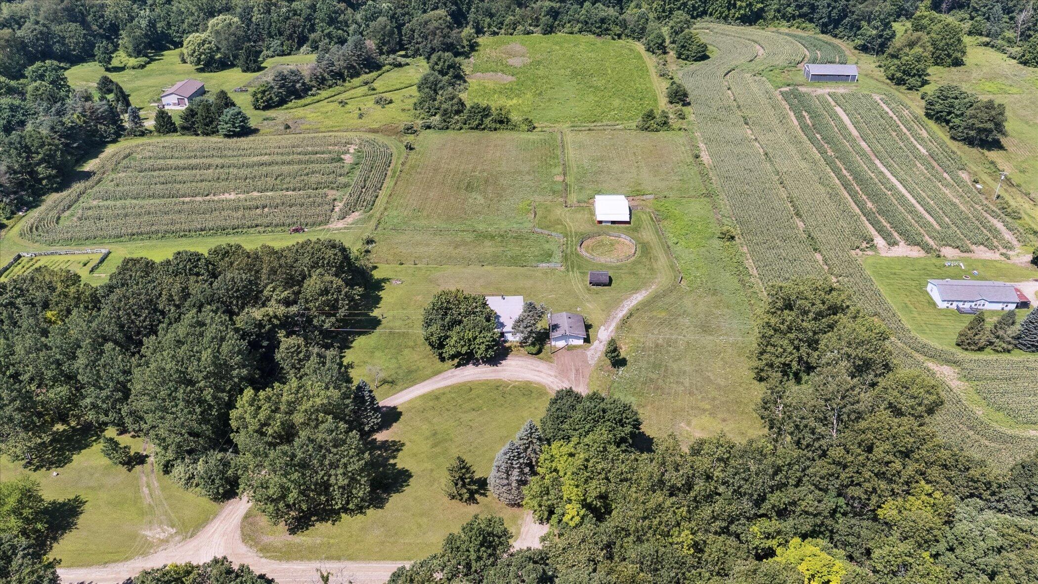 6570 Farley Road Pinckney, MI 48169 - Photo 2 of 36 38-6570-Farley-Rd-Pinckney-MI-48169-Wind