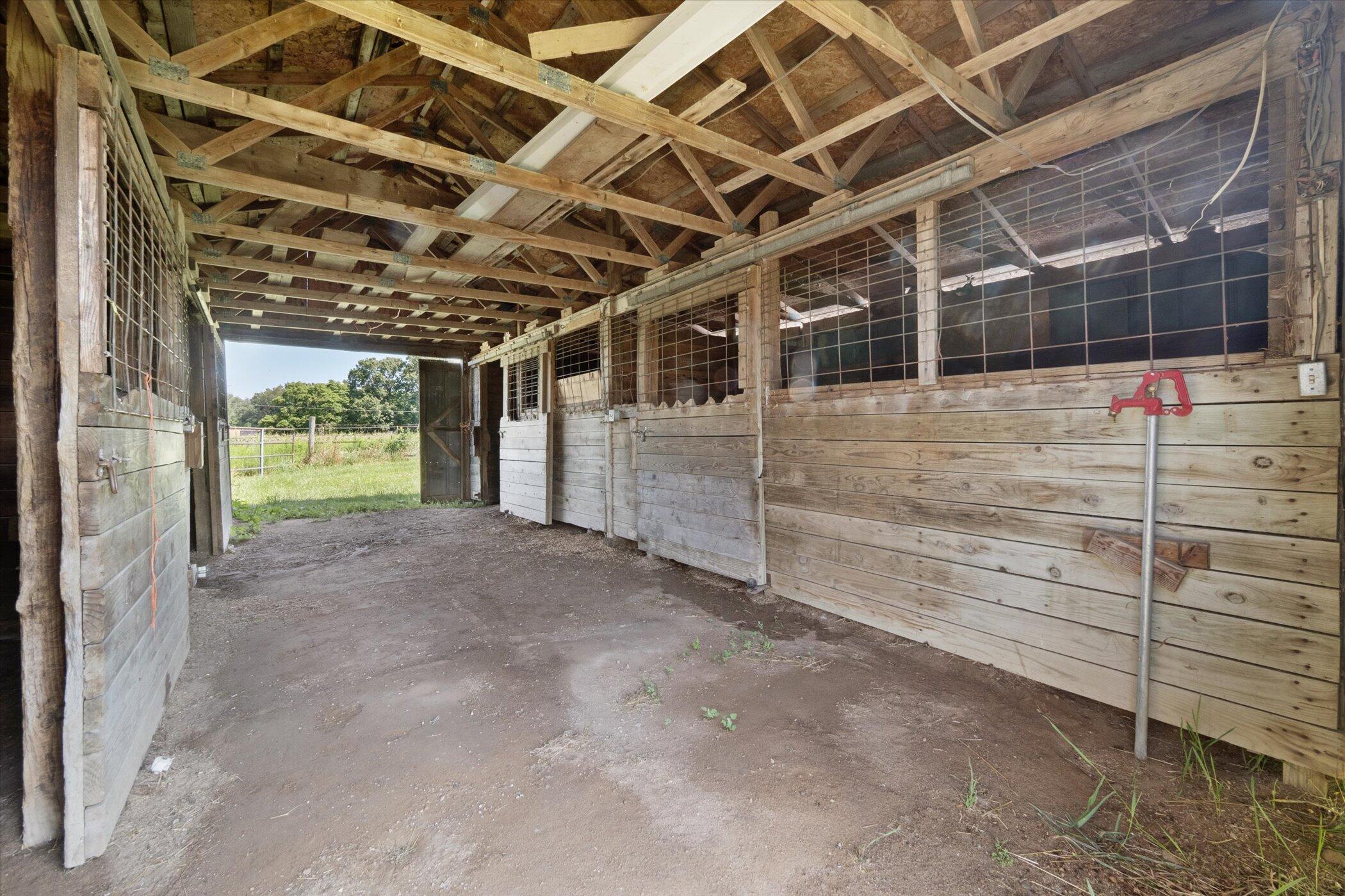 6570 Farley Road Pinckney, MI 48169 - Photo 28 of 36 27-6570-Farley-Rd-Pinckney-MI-48169-Wind