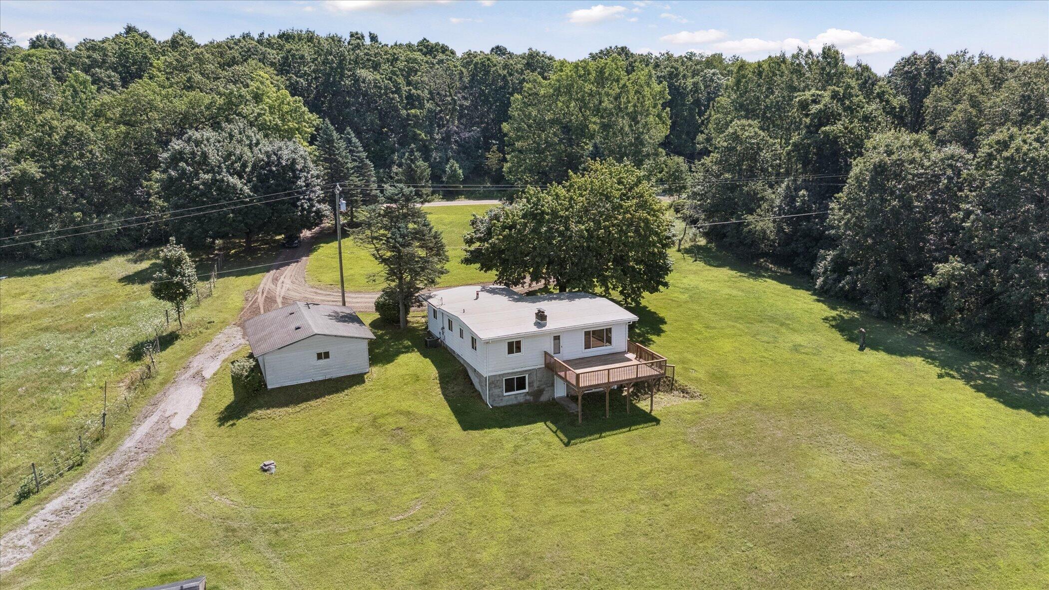 6570 Farley Road Pinckney, MI 48169 - Photo 4 of 36 30-6570-Farley-Rd-Pinckney-MI-48169-Wind