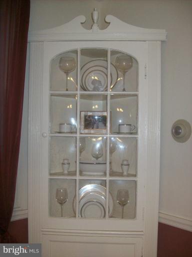 8 Murdock Road Baltimore, MD 21212 - Photo 21 of 24 a window