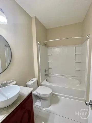 $1,800 | 2207 Walden Park Drive, Savannah, GA 31410