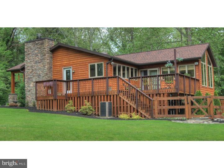 138 Stephen Road Reading, PA 19601 - Photo 2 of 24