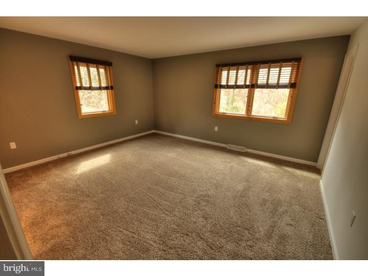 138 Stephen Road Reading, PA 19601 - Photo 11 of 24