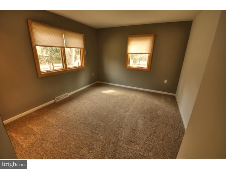 138 Stephen Road Reading, PA 19601 - Photo 14 of 24