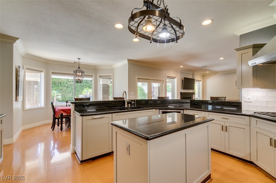 2131 Alexa Breanne Court Las Vegas, NV 89117 - Photo 31 of 76