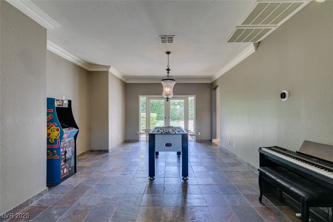 2131 Alexa Breanne Court Las Vegas, NV 89117 - Photo 10 of 76