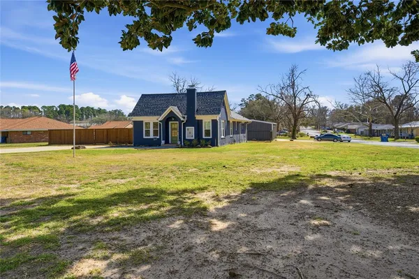 $359,900 | 904 East College Street, Athens, TX 75751