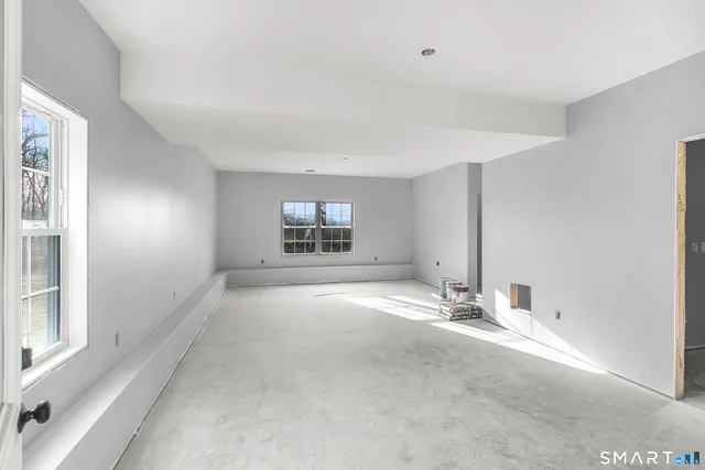 $524,900 | 8 Taylor Bridge Road, Lebanon, CT 06249