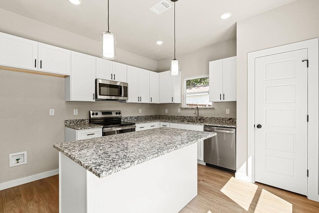 620 Alameda Road Azle, TX 76020 - Photo 12 of 33 Gallery Image 12