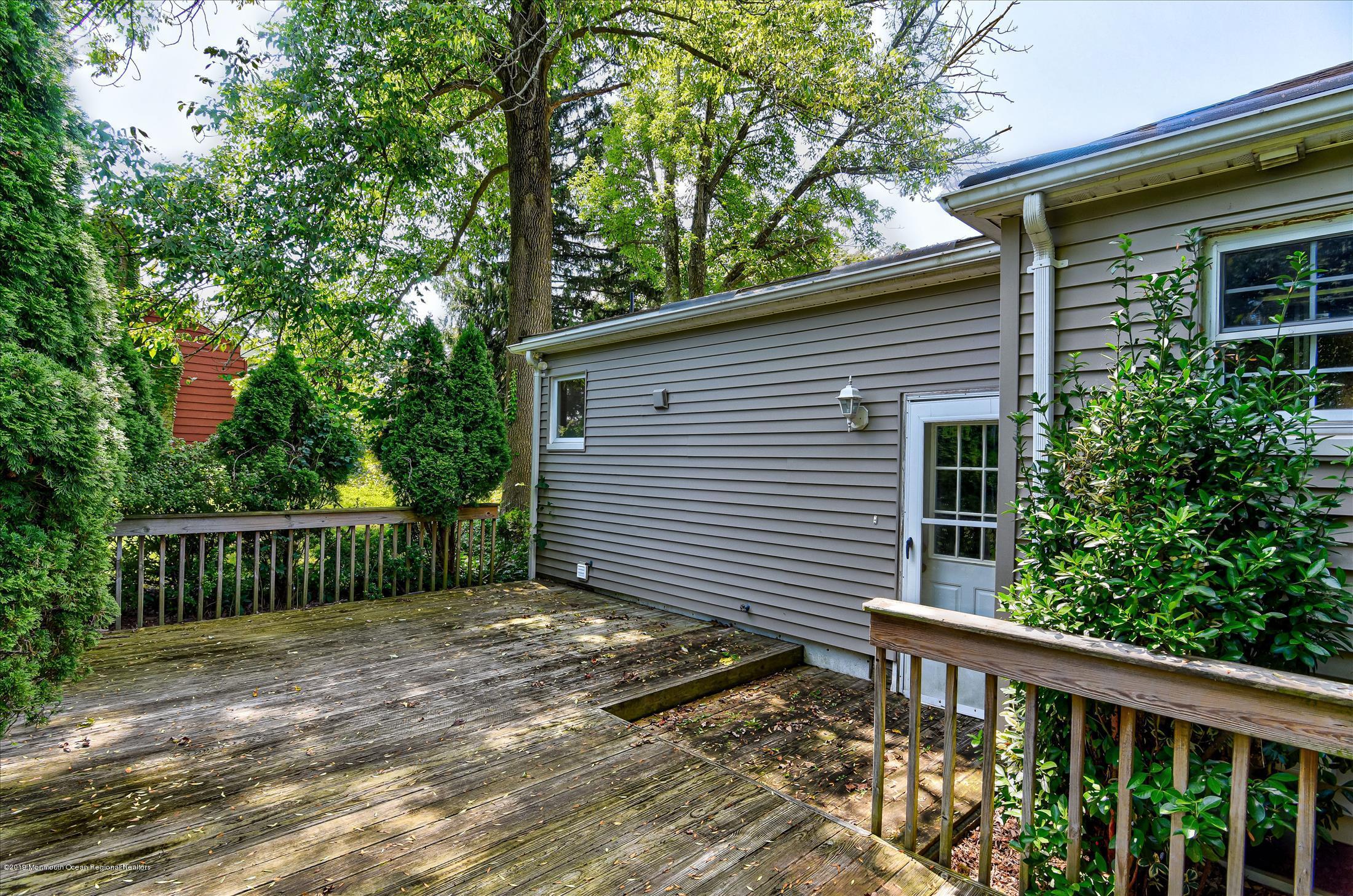 351 Pond Road Freehold, NJ 07728 - Photo 26 of 32 Deck