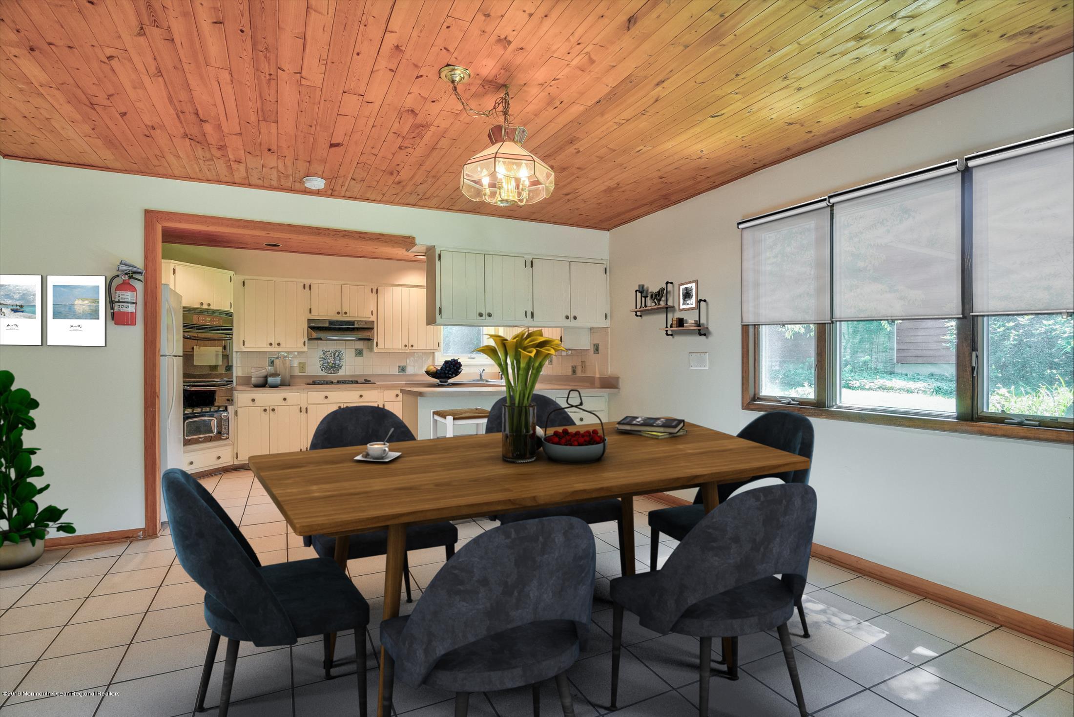 351 Pond Road Freehold, NJ 07728 - Photo 7 of 32 Dining Virtual Staged