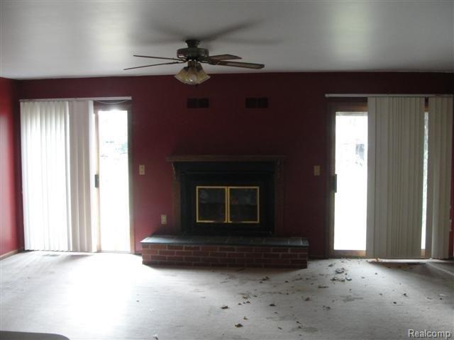 350 Trombley Road Troy, MI 48083 - Photo 2 of 4 Family Room
