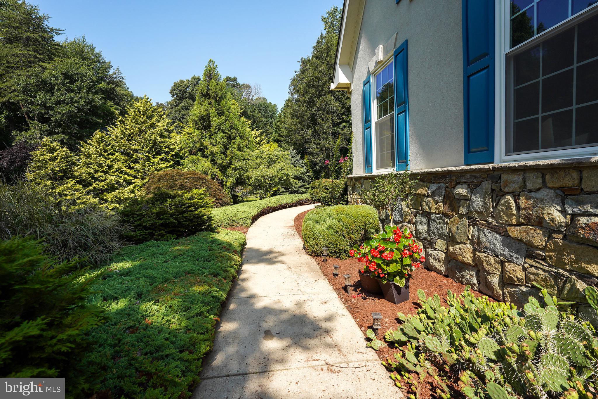 6370 Hemlock Ridge Court Manassas, VA 20112 - Photo 2 of 69