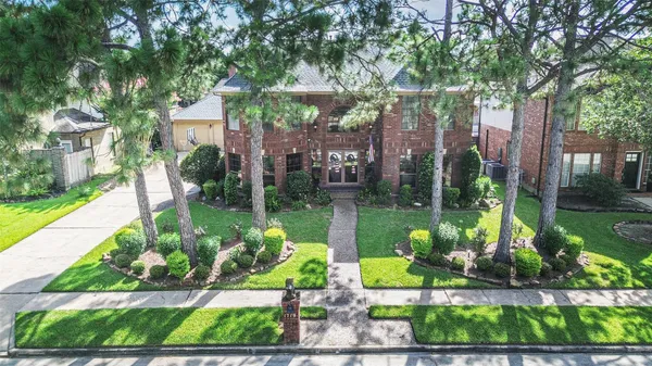 $559,900 | 1719 Fair Oaks Street, El Lago, TX 77586