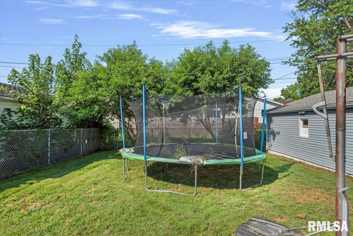 301 Collier Drive Springfield, IL 62704 - Photo 31 of 31