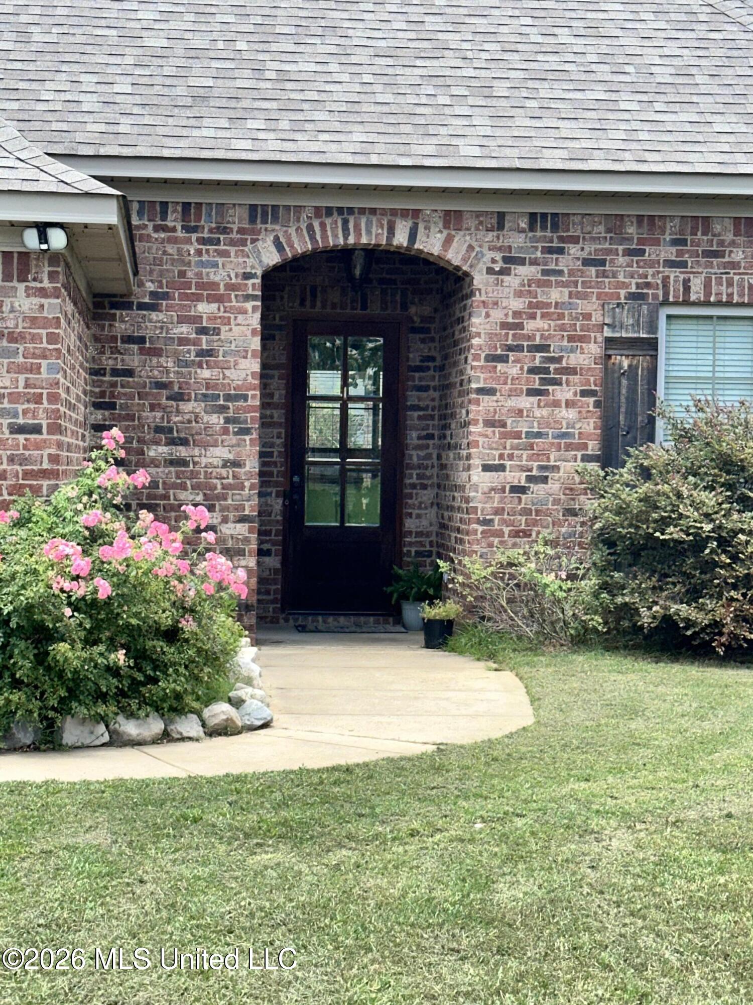 407 Copper Ridge Drive Florence, MS 39073 - Photo 2 of 24 IMG_1729