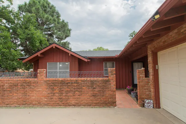 $225,000 | 1311 Holliday, Plainview, TX 79072