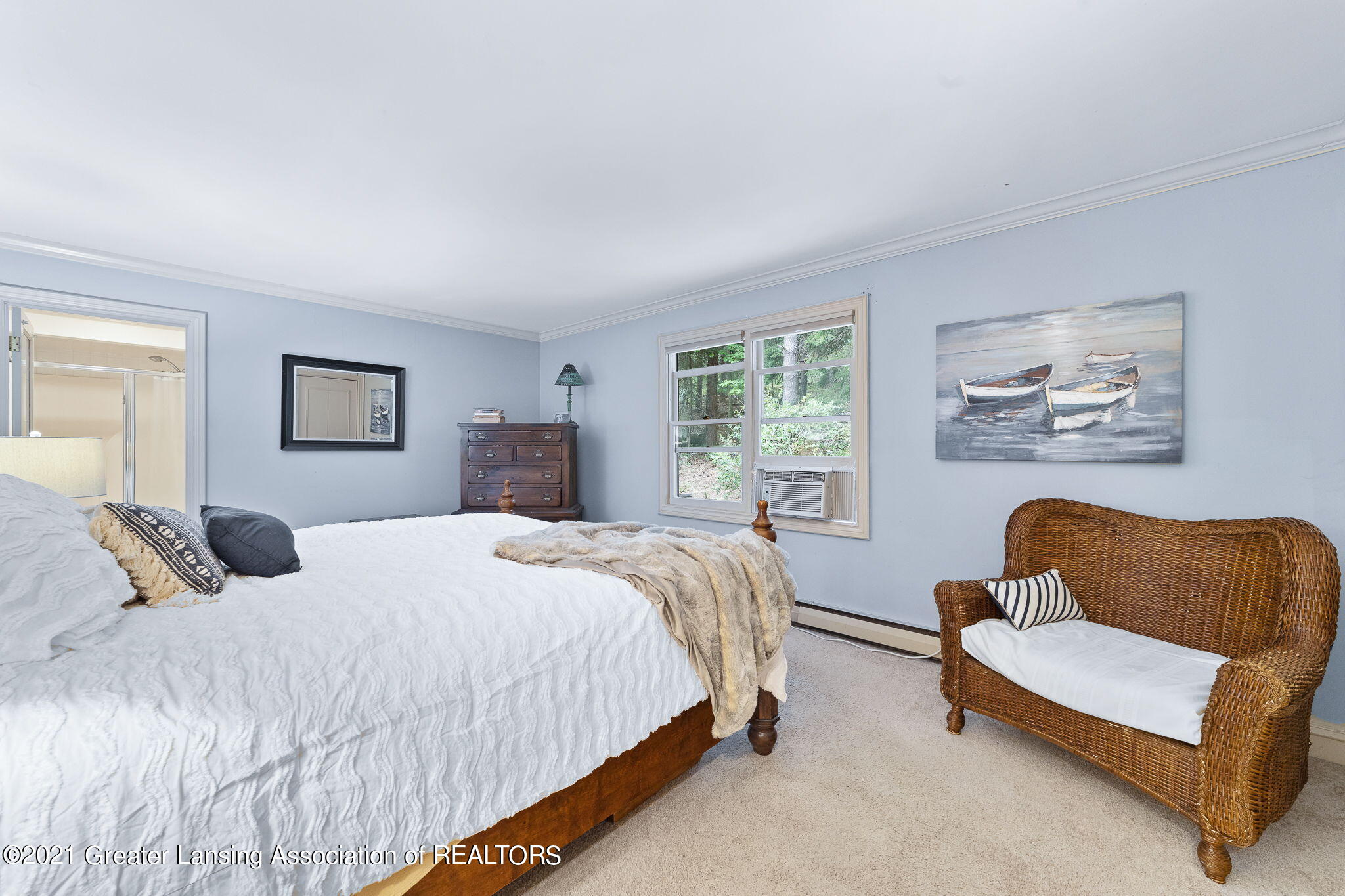 6025 Cascade Road Southeast Grand Rapids, MI 49546 - Photo 12 of 31 primary bedroom
