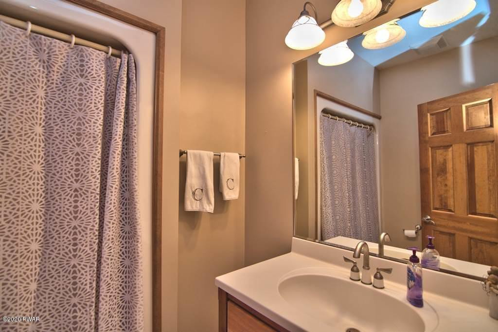 513 Rocky Run Road Hawley, PA 18428 - Photo 47 of 88 Full bath