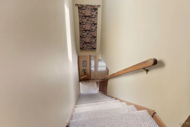 $402,000 | 6302 Yulewood Circle, Cicero, NY 13039