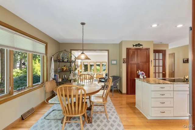 $402,000 | 6302 Yulewood Circle, Cicero, NY 13039