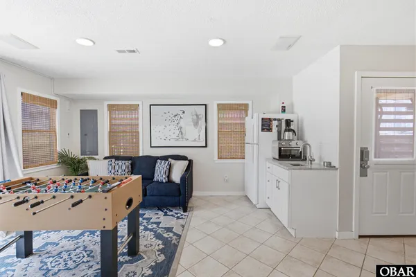 $1,200,000 | 726 Spinnaker Arch, Corolla, NC 27927