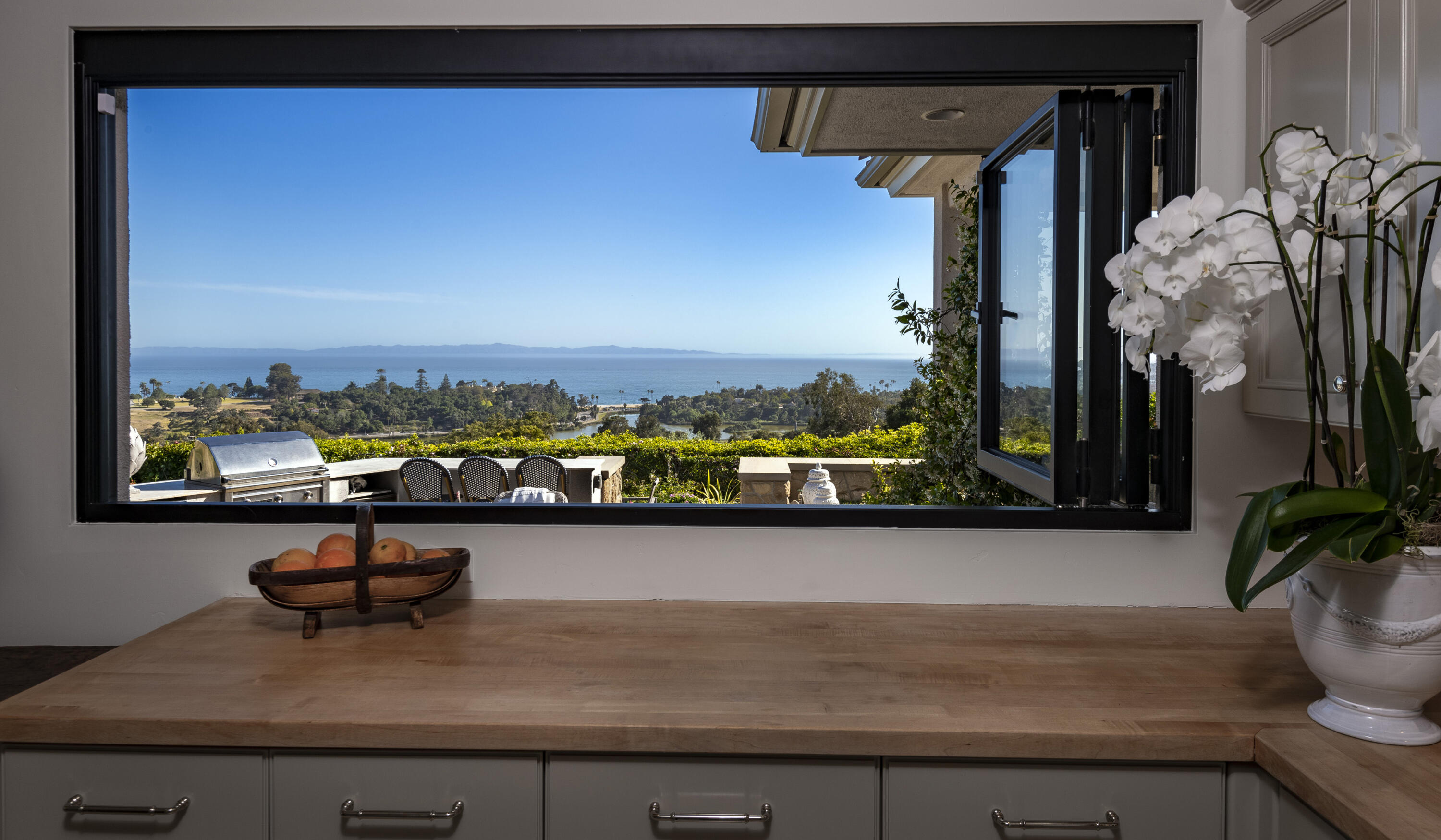129 Rametto Road Santa Barbara, CA 93108 - Photo 12 of 34 R11