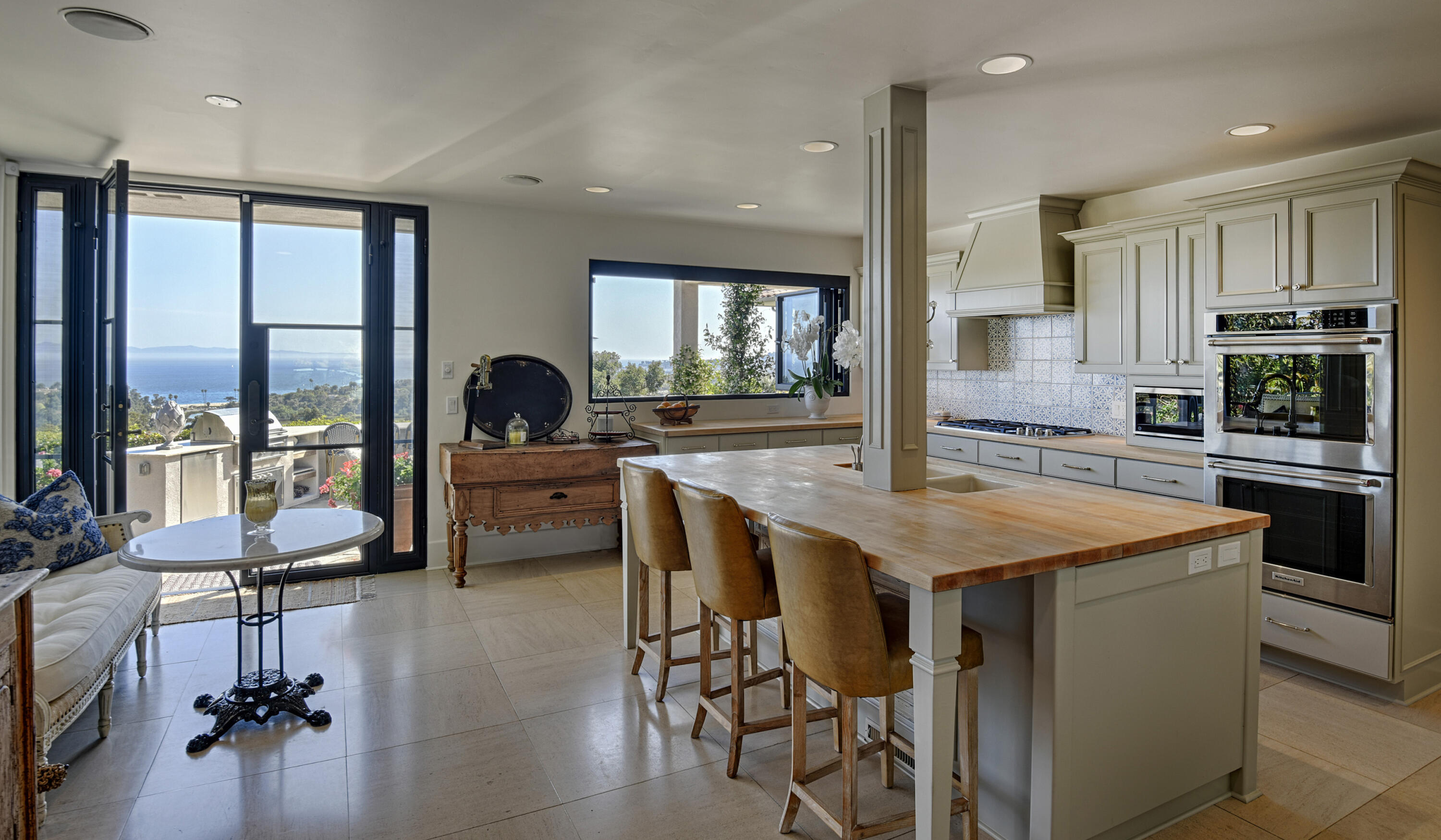 129 Rametto Road Santa Barbara, CA 93108 - Photo 9 of 34 R8